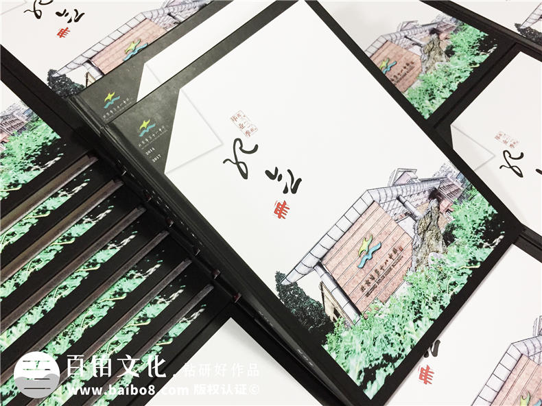 畢業(yè)紀(jì)念冊(cè)制作的時(shí)候到了 一本畢業(yè)紀(jì)念冊(cè)記錄校園青春時(shí)光第1張-宣傳畫(huà)冊(cè),紀(jì)念冊(cè)設(shè)計(jì)制作-價(jià)格費(fèi)用,文案模板,印刷裝訂,尺寸大小