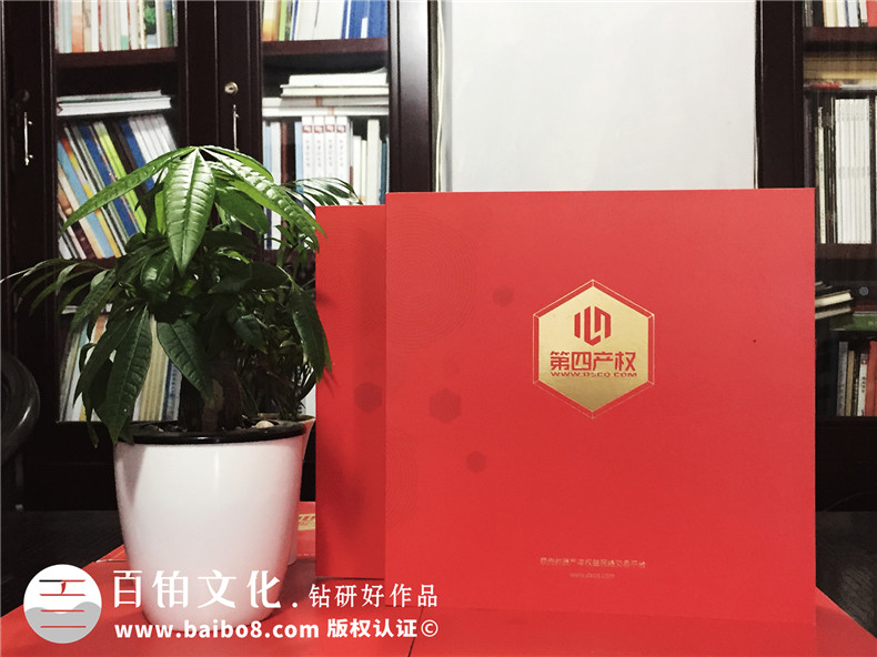 分類畫冊設(shè)計類型 畫冊設(shè)計技巧怎么構(gòu)思設(shè)計才好第1張-宣傳畫冊,紀念冊設(shè)計制作-價格費用,文案模板,印刷裝訂,尺寸大小