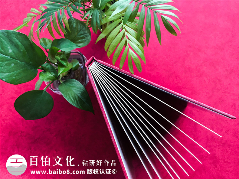 家庭聚會紀念冊制作需要注意什么第3張-宣傳畫冊,紀念冊設(shè)計制作-價格費用,文案模板,印刷裝訂,尺寸大小