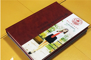 畢業(yè)多年后翻閱畢業(yè)紀(jì)念冊的回憶 制作畢業(yè)冊之后的感悟！